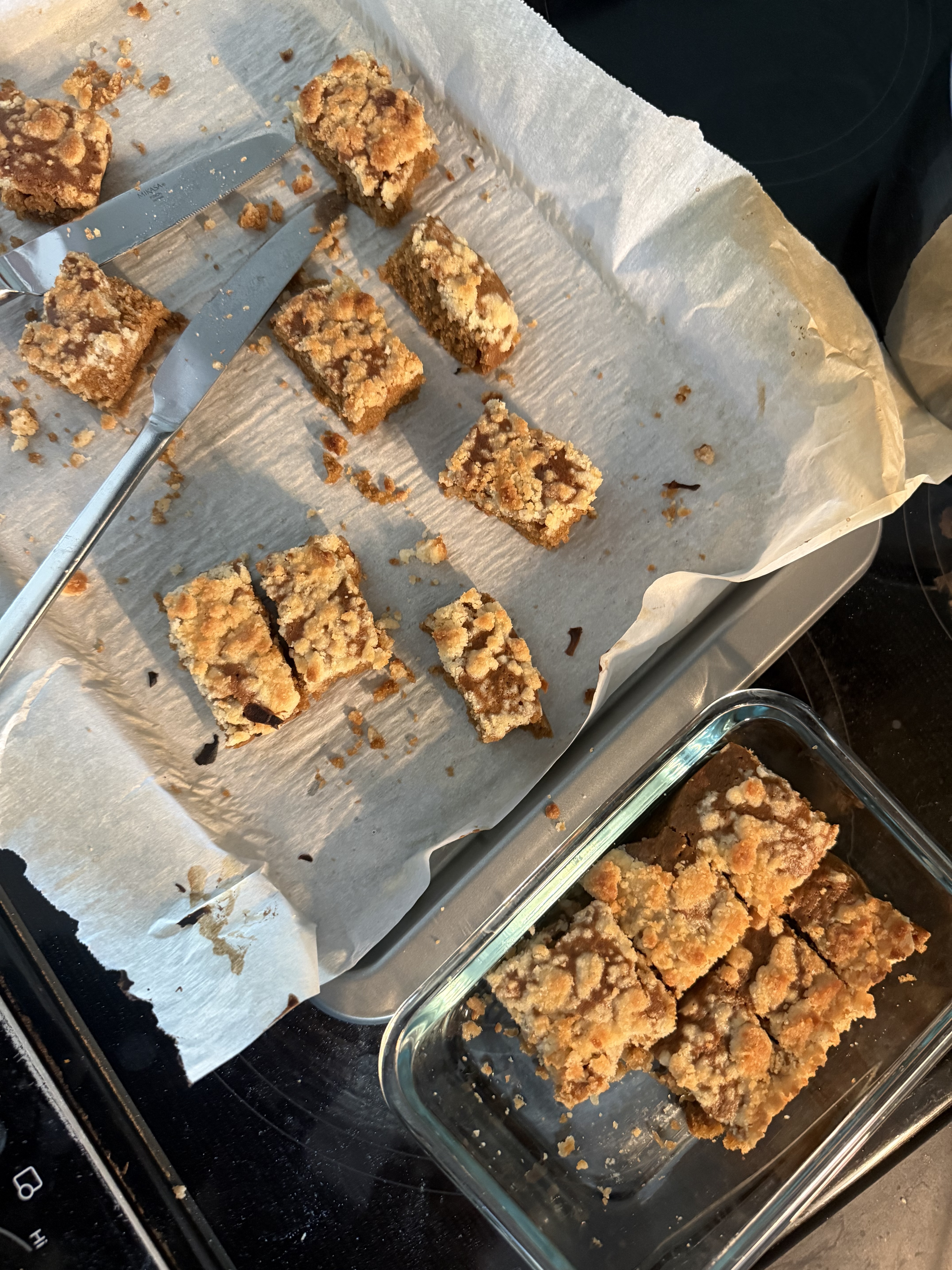 Chai crumble cake that I rushed to make in 45 mins because I was running late for the dinner party